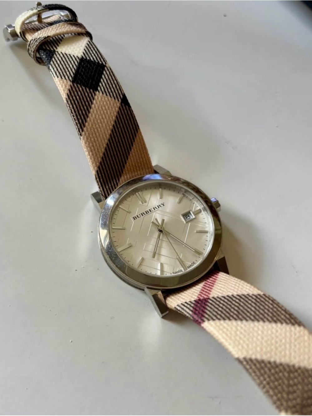 Burberry The City Nova Beige and Black Check Fabric Watch